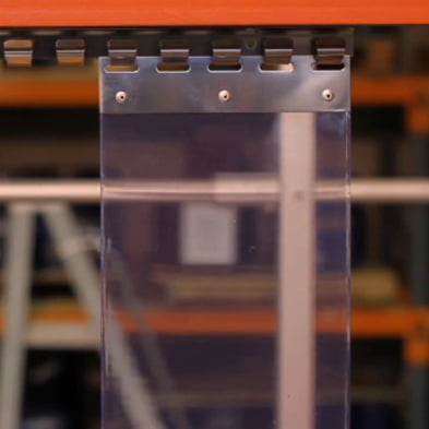 Hook-on PVC strip (per/m): 200mm wide std clear